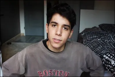 Quel est le nom de sa marque de vêtements ?