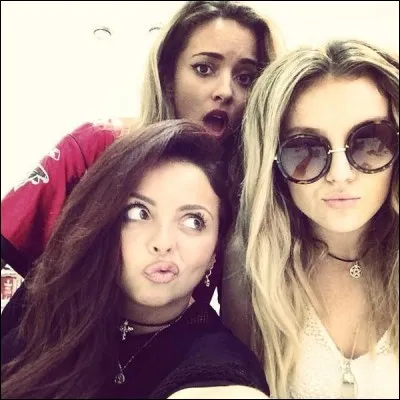 Avec quel membre du groupe Rixton, Jesy est-elle sortie ?