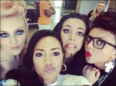 Si je vous prononce ces paroles : "When you float like a...", vous me répondrez...