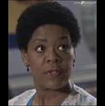 Quel est le métier de Shirley ?