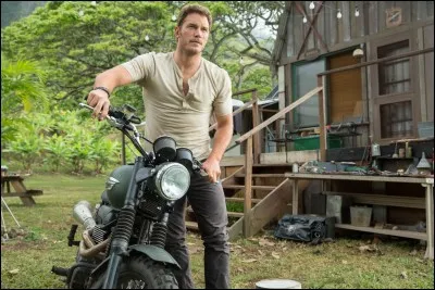 Comment s'appelle-t-il dans le film "Jurassic World" ?