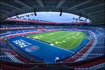 Comment s'appelle ce stade ?