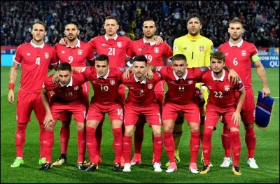 Bon Dieu, mais c'est bien sûr, j'allais oublier cette équipe !