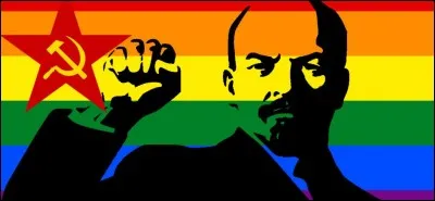 Contre quel régime politique protestaient les révolutionnaires russes en 1917 ?