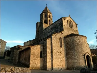 Quand les églises romanes font-elles leur apparition ?