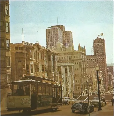 En quelle année la ville de San Francisco a-t-elle été détruite par un tremblement de terre ?