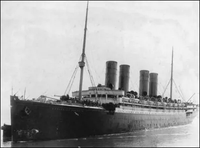 Le Kronprinz Wilhelm (renommé Von Steuben) fut très secoué le matin du 6 décembre 1917 vers 9h15. Pourquoi ?