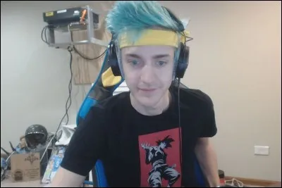 Avec quel rappeur américain le streamer "Ninja" a-t-il battu le record d'audiences avec plus de 600.000 spectateurs ?