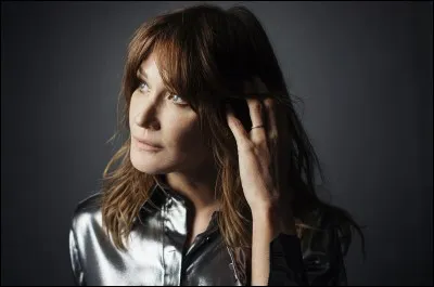 Carla Bruni-Sarkozy est né à Turin, en Italie.