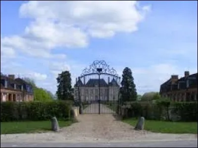 Nous partons &agrave; pr&eacute;sent &agrave; la d&eacute;couverte du ch&acirc;teau de Villemesle de Boisgasson. Ancienne commune Eur&eacute;lienne, elle se situe en r&eacute;gion ...