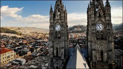 E : La capitale de l'&Eacute;quateur est Quito.