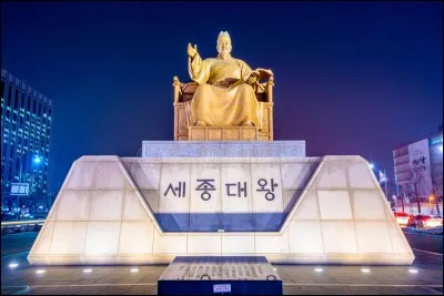 S : Quelle ville a organisé des Jeux olympiques avant 2020 ?