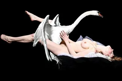 Cette reine de Sparte, fut aimée de Zeus qui la séduisit sous la forme d'un cygne. Qui est-elle