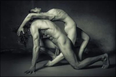 Qui est la dernière épouse mortelle du grand Héraclès ?