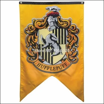 Qui est la directrice de Poufsouffle ?