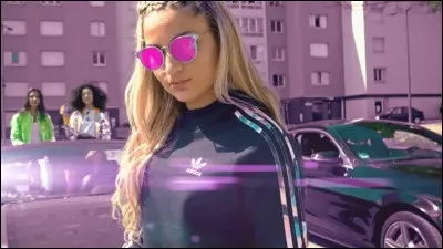 Qui est cette chanteuse ?