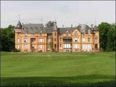 Je vous propose une balade dans le Grand-Est, &agrave; la d&eacute;couverte du ch&acirc;teau de Burrus de Hombourg. Commune de l'agglom&eacute;ration de Mulhouse, elle se situe dans le d&eacute;partement ...