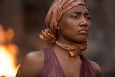 Comment s'appelle la dirigeante du nouveau Panem, à la mort de Coin ?