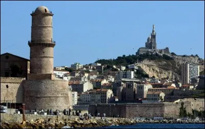 Pendant une courte période de la Révolution française, Marseille s'est appelée « Ville-Sans-Nom » !