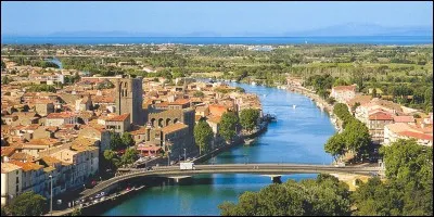 Agde a été surnommée la « La capitale du calisson » !