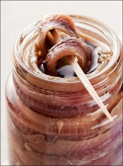 Lorsque que tu manges des anchois, pourquoi est-ce très salé ?