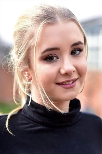 Quel est le vrai prénom de Becky ?