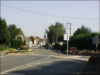 Nous partons maintenant dans les Hauts-de-France, à Nomain. 
Ville de l'arrondissement de Douai, elle se situe dans le département ...