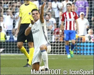 Toujours niveau chiffres, quelle nation possède l'équipe la plus chère en termes de valeur financière d'effectif ?