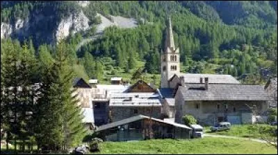 Comment nomme-t-on les habitants de Névache (Hautes-Alpes) ?