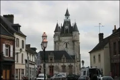Francine est une habitante de Rue (Somme). Elle porte alors le gentilé ...