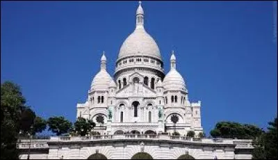 Quel édifice religieux est 'Le Sacré-Cur' ?