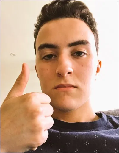 Qui est cette personne ? Hugo _____