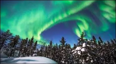 Comment appelle-t-on une aurore dans l'hémisphère Sud ?