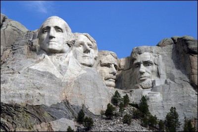 Dans quel Etat pouvez-vous voir le mont Rushmore et ses quatre présidents ?