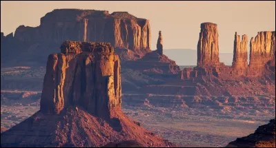 Dans quel Etat se trouve "Monument Valley" ?