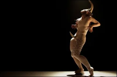 C'est en semant la panique dans les rangs des athéniens que le dieu Pan aida ces derniers à remporter la victoire. De quelle bataille s'agit-il ?