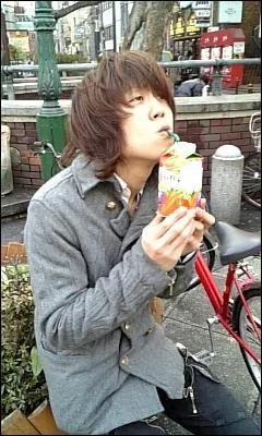 Qui est cet artiste?