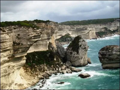 Ces impressionnantes falaises calcaires sont celles de Douvres, en Angleterre.