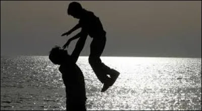 Qui chante ces paroles 'Tu seras peut-être pas le meilleur mon fils, mais pourtant moi, je serai fier. A quoi ça sert d'être riche, quand on est riche d'être père.' ?