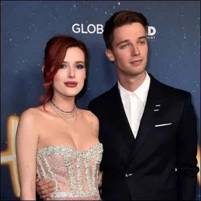 Se sentant faible, quelle est la dernière requête de Katie ?