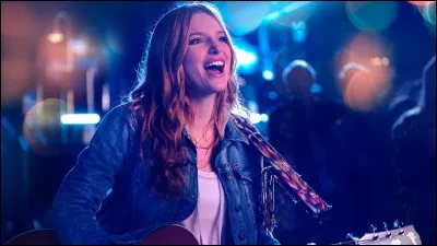 Pourquoi Charlie vient-il s'excuser auprès du père de Katie ?