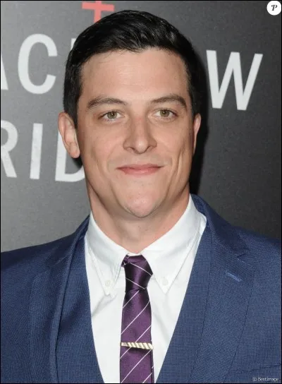 Après que Sammy Joe ont accepté la demande en mariage de Steven, qui se bat pour l'amour de Steven ?