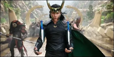 Dans le premier film, de qui Loki est-il le frère ?