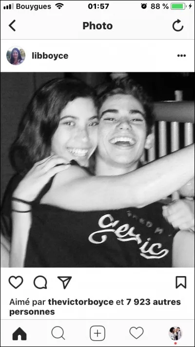 Comment se prénomme sa sur ?