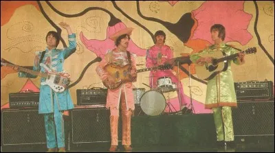 Ces quatre garçons qui étaient dans le vent, ce sont les...