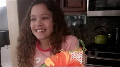 Gami3. C'est est une jeune fille d'origine canadienne. Alors parlons un peu de son beau pays. Quelle est sa capitale ?