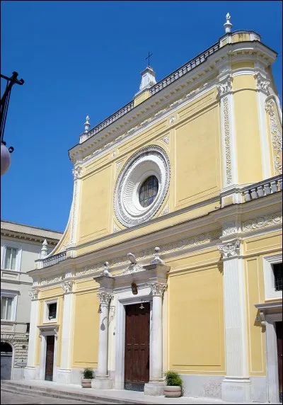 Où San Severo est-elle située ?