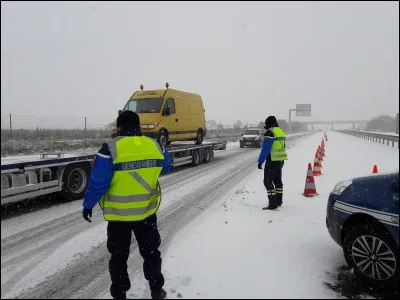 La neige s'était mise à tomber ...