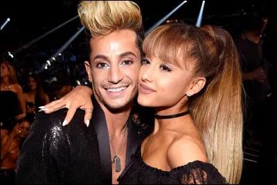 Et son demi-frère s'appelle :