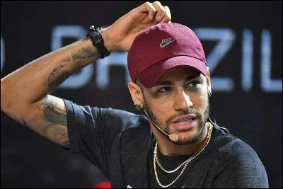Quel a &eacute;t&eacute; le premier club de Neymar Jr. ?